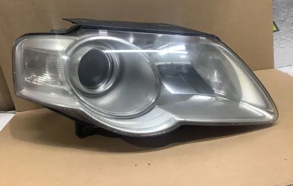 Volkswagen PASSAT B6 Headlight/headlamp 3C0941006J
