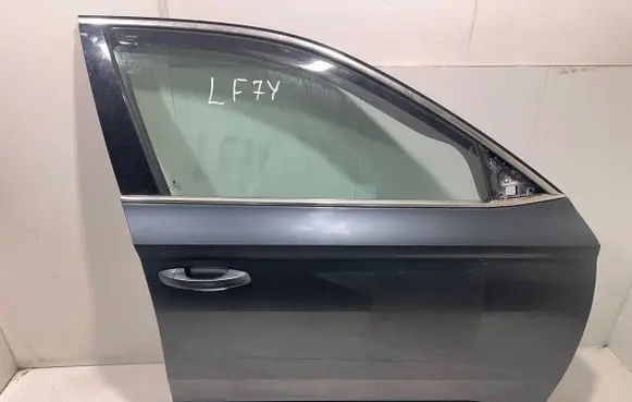 Skoda Superb B8 (3V) Front door