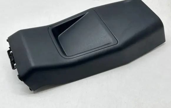 Other center console (tunnel) element