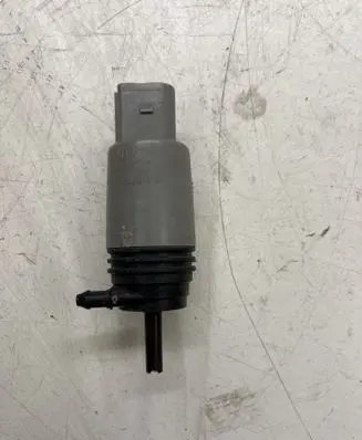 BMW 3 E90 E91 Windscreen/windshield washer pump 67126934159