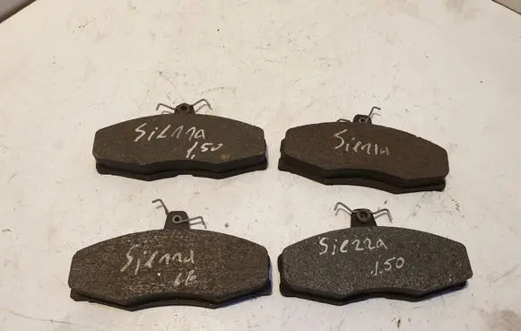 Ford Sierra Brake pads (front) 20861175