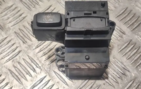 Volvo V70 Ignition lock 32900108 6G9N11572DH