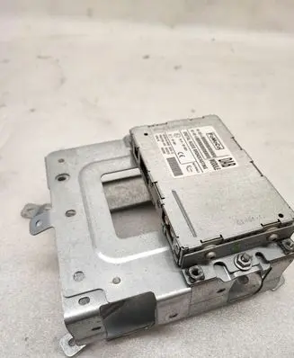 Land Rover Discovery 4 - LR4 HiFi Audio sound control unit AH4219C032AE