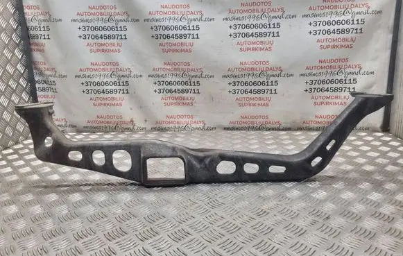 Audi A4 S4 B8 8K Engine mounting bracket 8K0199521C