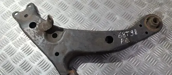Toyota Corolla E110 Front lower control arm/wishbone