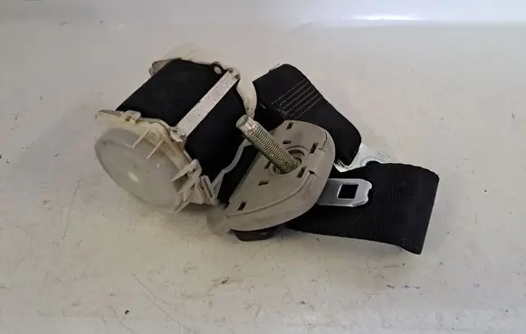 Toyota Corolla Verso AR10 Third row seat belt 735600F010C0