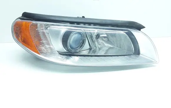 Volvo S80 Headlight/headlamp 30796134 6948180