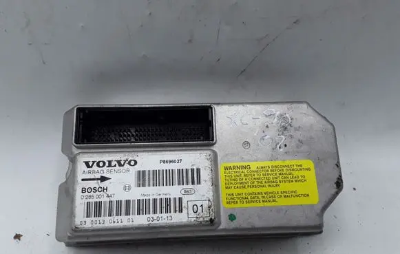 Volvo XC90 Airbag control unit/module 0285001447 P8696027