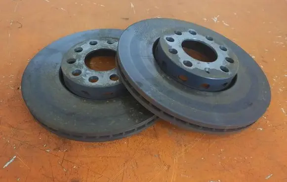 Audi A4 S4 B7 8E 8H Front brake disc