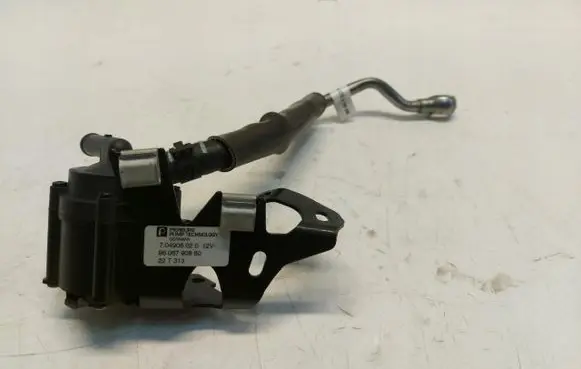 Peugeot 408 P54 Water pump 9806790880