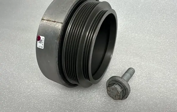 Audi RS5 Crankshaft pulley 06M105251BF