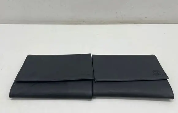 Toyota Corolla E210 E21 User manual 