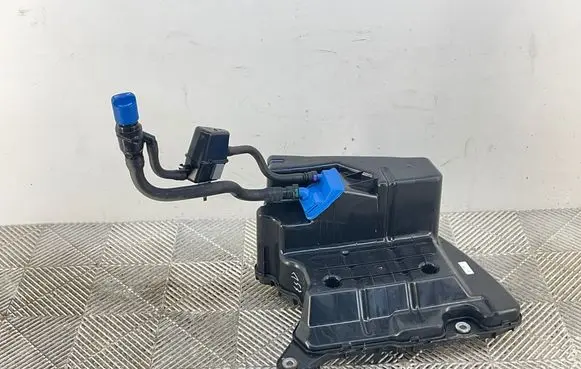 Audi A4 S4 B9 AdBlue liquid reservoir 8W0131878AC 4077103AD
