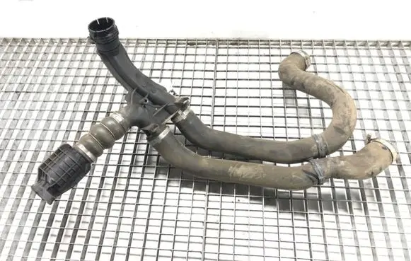 Peugeot 308 SW Air intake hose/pipe 