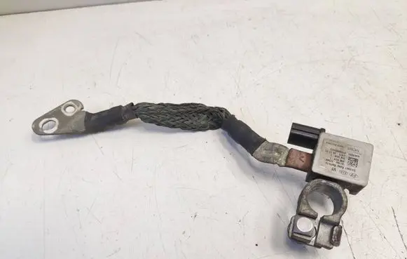 Hyundai i40 Negative earth cable (battery) 371803Z300 8Y6BC02415 6404093
