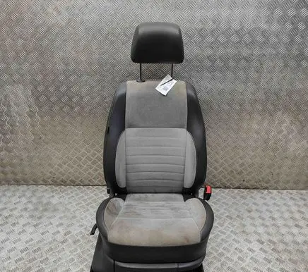 Volkswagen Caddy Front passenger seat 6Y0881582A 6Q4881046AL