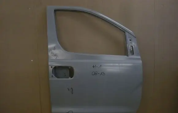 Hyundai H-1, Starex, Satellite Front door