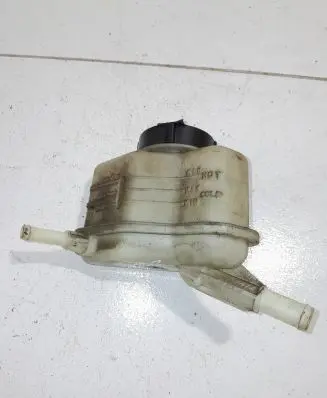 Nissan Murano Z51 Power steering fluid tank/reservoir 49180JN00A