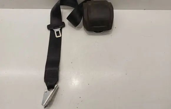 Volkswagen Golf V Rear seatbelt 045527 1K9857805