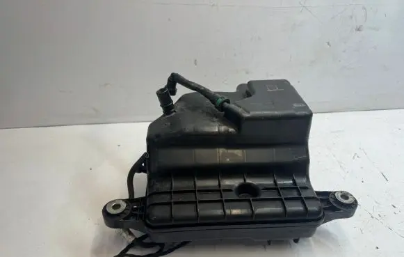 Mercedes-Benz E W238 AdBlue liquid reservoir A2054702002