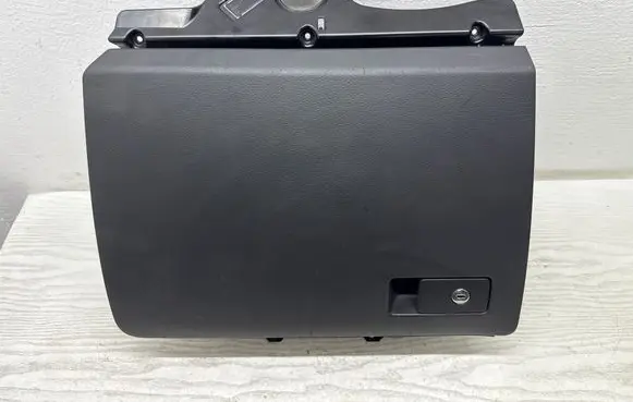 Volkswagen PASSAT CC Glove box 3C1857101 P0108675 T00242421