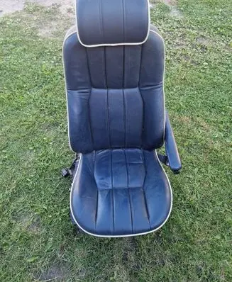 Front passenger seat