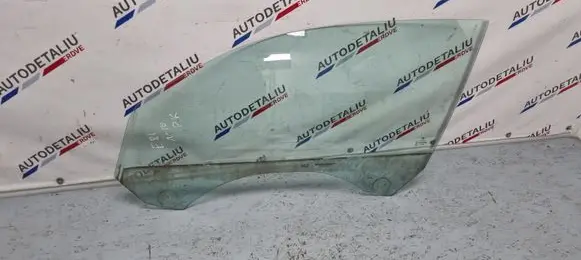 BMW 1 E82 E88 Front door window/glass (coupe) 51337165579