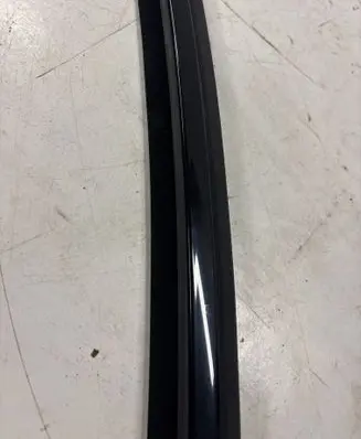 Volvo V60 Rubber seal front door window/glass 