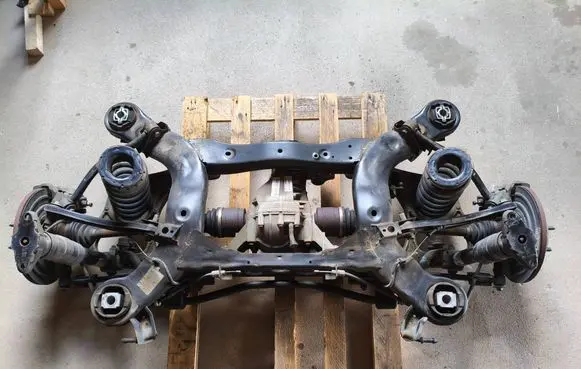 Jeep Grand Cherokee Rear axle beam with reductor P68251548AB 3011K126B 68261968AA