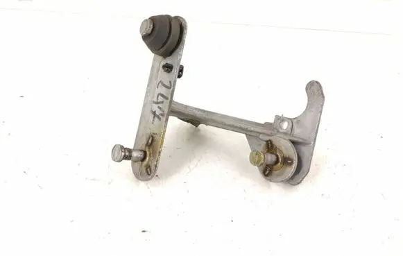 Mercedes-Benz C W204 ABS pump bracket A2044310240 2044310240