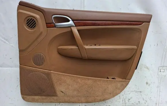 Porsche Cayenne (9PA) Front door card panel trim