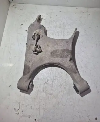 BMW 5 E39 Rear upper control arm/wishbone 1097485