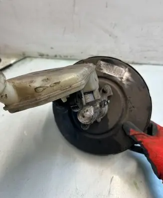 Peugeot 207 Brake booster 9682338280