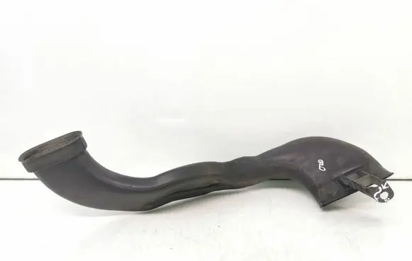 Chevrolet Orlando Air intake duct part 631048618 13307080