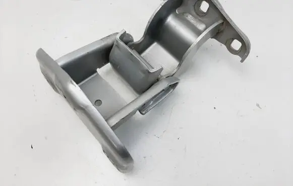 Nissan Primastar Loading door upper hinge 527428B 57854B