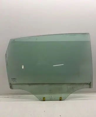 Chevrolet Captiva Rear door window glass 43R000382 DOT748AS2M353