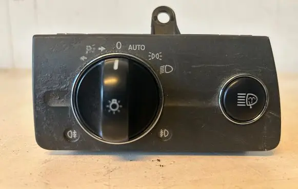 Mercedes-Benz E W211 Light switch 2115450104