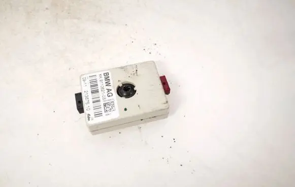 BMW 3 E90 E91 Antenna control unit 21367510 kk9110621-03