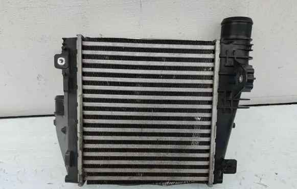 Peugeot 308 Intercooler radiator 9675627980