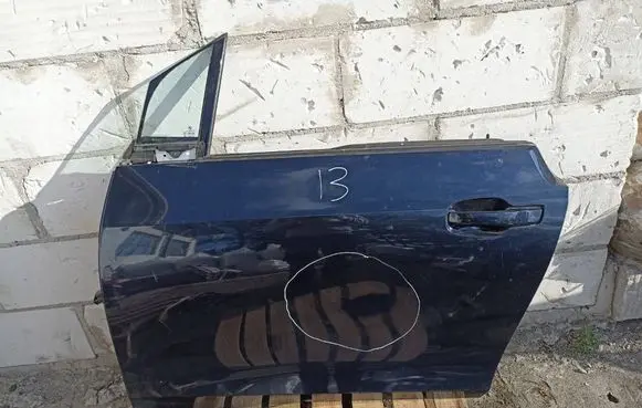 BMW i3 Front door