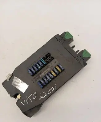 Mercedes-Benz Vito Viano W638 Fuse module 0005400650 08501002