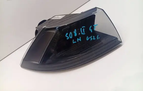Peugeot 508 II Rear/tail lights 9813508680
