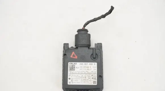 Volkswagen PASSAT B8 Distronic sensor radar 2Q0907686B