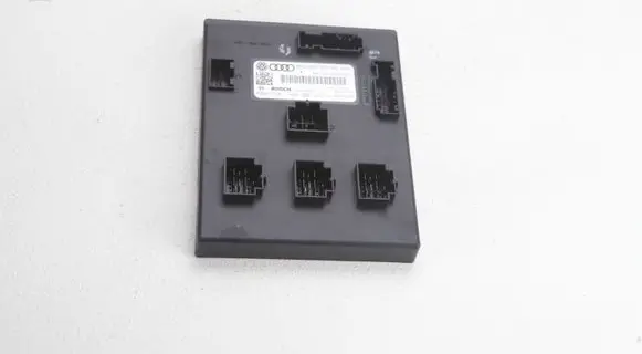 Audi A4 S4 B8 8K Comfort/convenience module 8K0907063AC