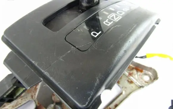 Suzuki Wagon R+ Gear shifter/selector