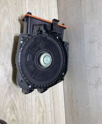BMW 1 F70 Subwoofer speaker 5A64016