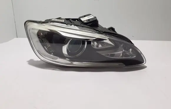 Volvo V60 Headlight/headlamp 31420254