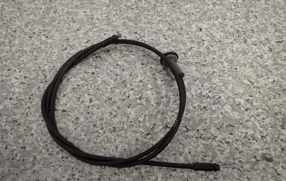 Hyundai Veloster Engine bonnet/hood lock release cable 