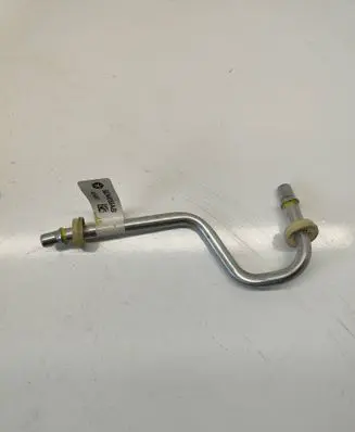 Gearbox oil cooler pipe/hose