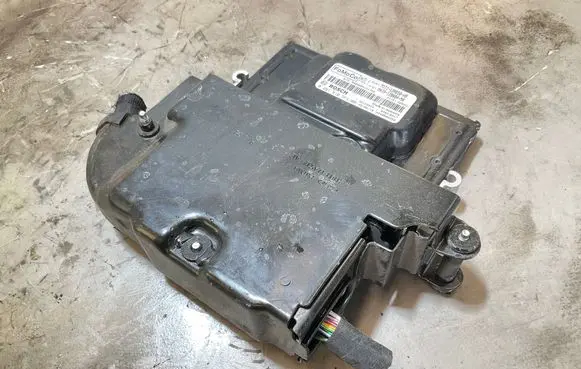 Ford Fiesta Engine control unit/module M1T112A650HB MX7A12B684MA 0261S105TG
